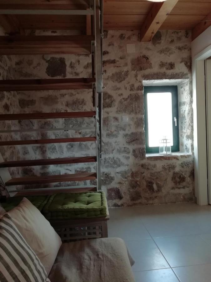 לוזובאק Krka Waterfalls Stonehouse Roko מראה חיצוני תמונה