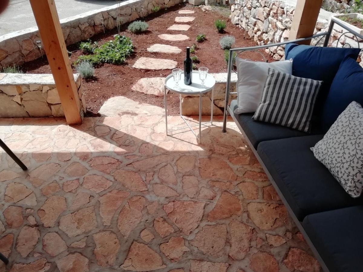 לוזובאק Krka Waterfalls Stonehouse Roko מראה חיצוני תמונה