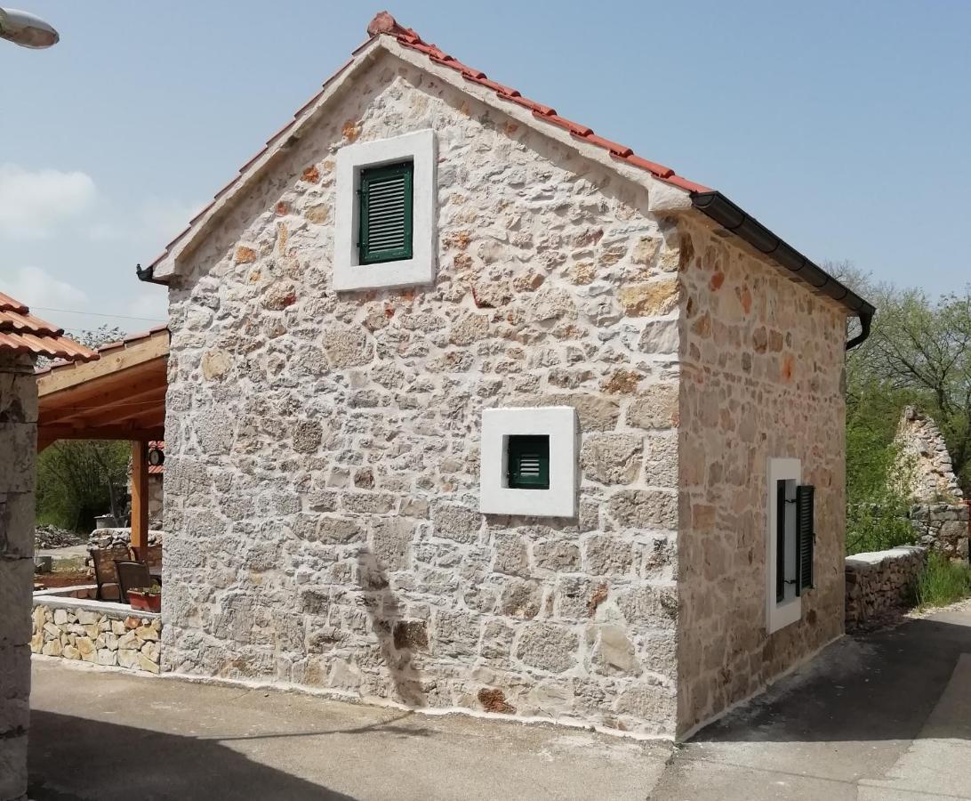 לוזובאק Krka Waterfalls Stonehouse Roko מראה חיצוני תמונה
