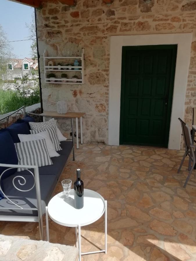 לוזובאק Krka Waterfalls Stonehouse Roko מראה חיצוני תמונה