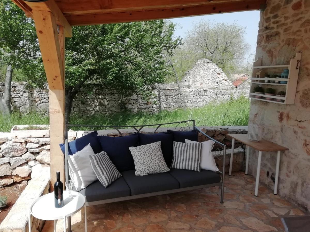 לוזובאק Krka Waterfalls Stonehouse Roko מראה חיצוני תמונה